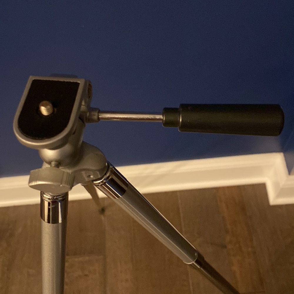 Foldable/packable tripod - Picture 4 of 7